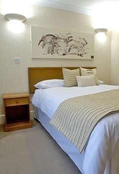 The Barns 3* Cannock